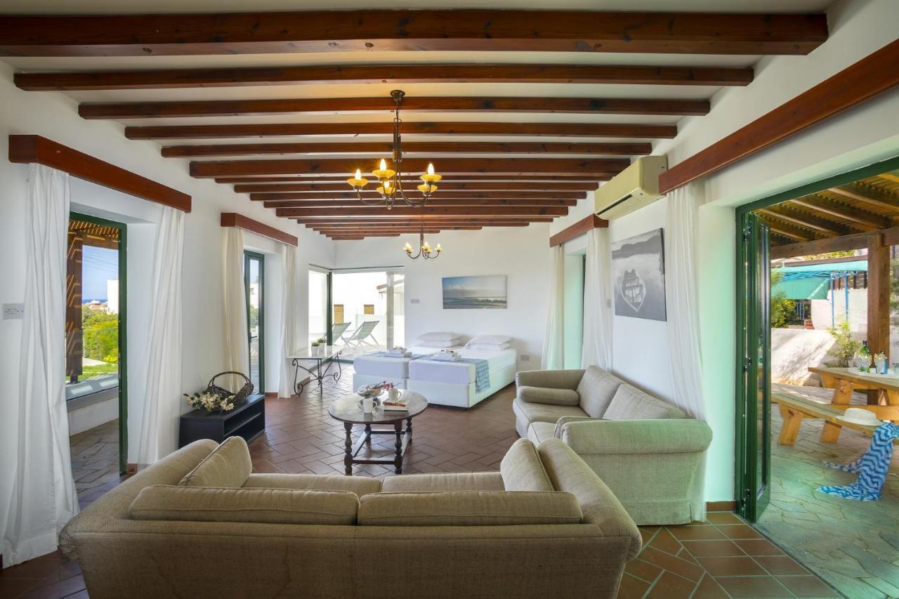 The Apple Tree Villa Protaras Buitenkant foto